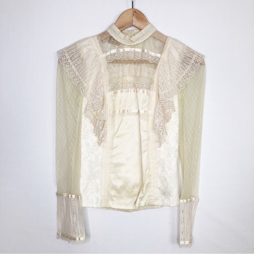 Jessica's Gunnies Cream Blouse